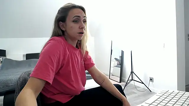 ArabianMalikah online show from 02/15/26, 07:46