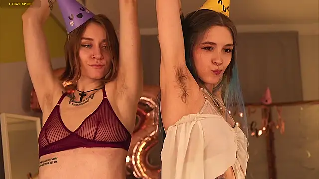 Snapshot of violetesa chatting on 11/07/25, 02:21 violetesa online show from 11/07/25, 02:21