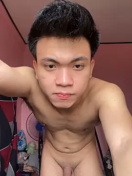 Snapshot of JerichoGutierez chatting on 10/17/25, 04:49 JerichoGutierez online show from 10/17/25, 04:49