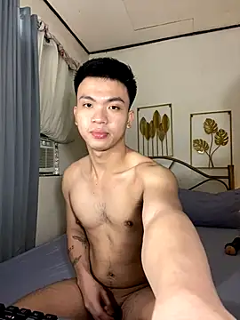 Snapshot of JerichoGutierez chatting on 09/19/25, 04:38 JerichoGutierez online show from 09/19/25, 04:38