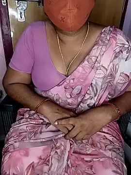 Jessi 25 online show from 10/25/25, 10:47