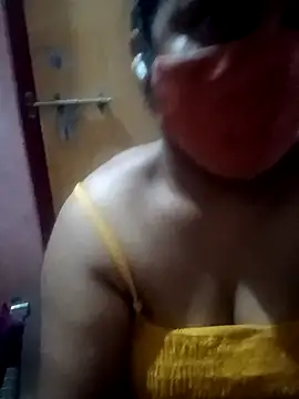 Jessi 25 online show from 02/04/26, 05:52