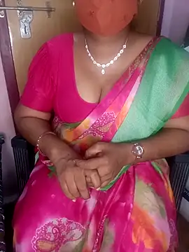 Jessi 25 online show from 10/17/25, 05:26