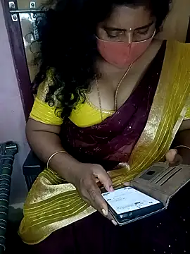 Jessi 25 online show from 02/19/26, 04:37