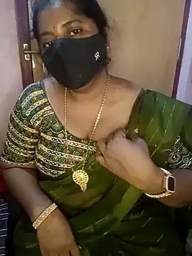 Jessi 25 online show from 04/16/26, 08:48