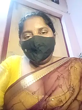 Jessi 25 online show from 04/01/26, 07:00