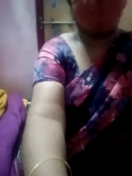 Jessi 25 online show from 01/07/26, 07:30