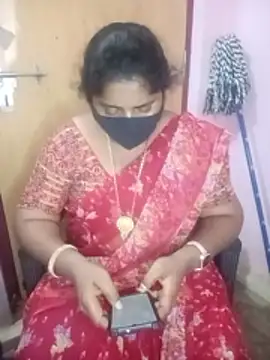 Jessi 25 online show from 04/18/26, 09:22