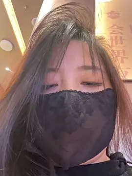 xiao-mo520 online show from 10/19/25, 08:39