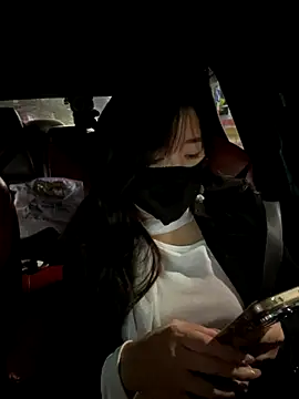 xiao-mo520 online show from 10/23/25, 01:21