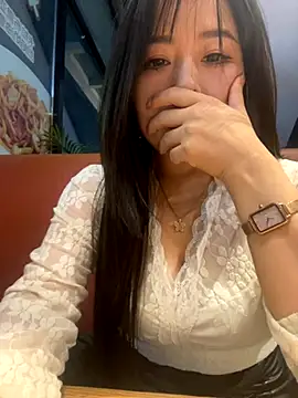 xiao-mo520 online show from 11/10/25, 10:53