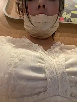 xiao-mo520 online show from 12/18/25, 09:58