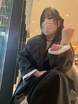 xiao-mo520 online show from 12/15/25, 10:43