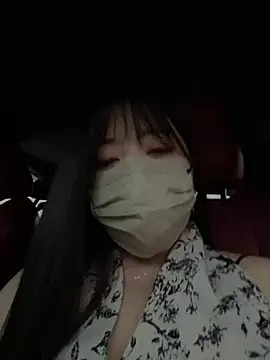 xiao-mo520 online show from 05/17/26, 11:21