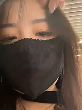 xiao-mo520 online show from 10/30/25, 09:51