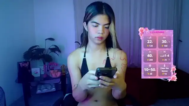 Snapshot of xAsianHotCum69x chatting on 04/27/26, 04:10 xAsianHotCum69x online show from 04/27/26, 04:10