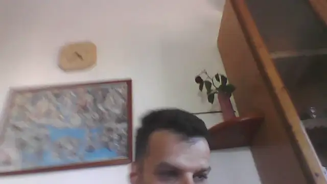 Snapshot of FROCETTO93 chatting on 05/31/26, 02:34 FROCETTO93 online show from 05/31/26, 02:34