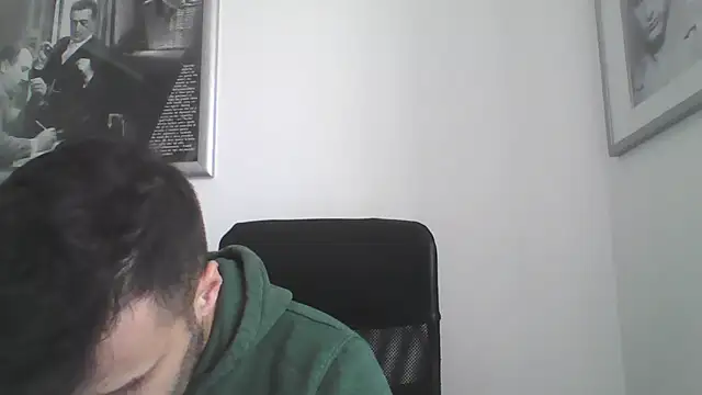 Snapshot of FROCETTO93 chatting on 02/20/26, 12:18 FROCETTO93 online show from 02/20/26, 12:18