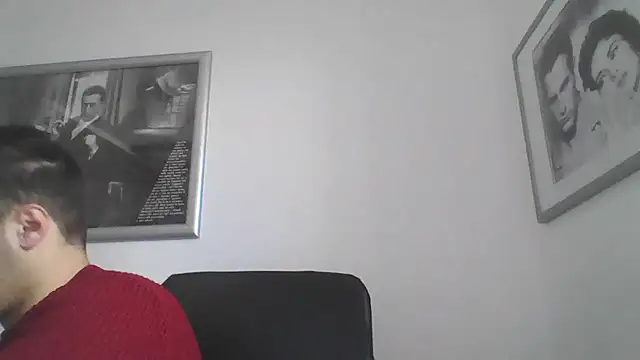 Snapshot of FROCETTO93 chatting on 01/13/26, 07:34 FROCETTO93 online show from 01/13/26, 07:34