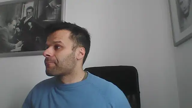 Snapshot of FROCETTO93 chatting on 02/11/26, 12:49 FROCETTO93 online show from 02/11/26, 12:49