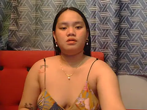 prettykrysgirl online show from 06/20/26, 07:35
