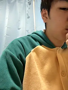 suzaku1229 online show from 11/12/25, 01:48