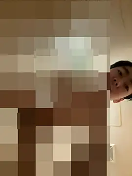 Snapshot of suzaku1229 chatting on 10/31/25, 11:29 suzaku1229 online show from 10/31/25, 11:29