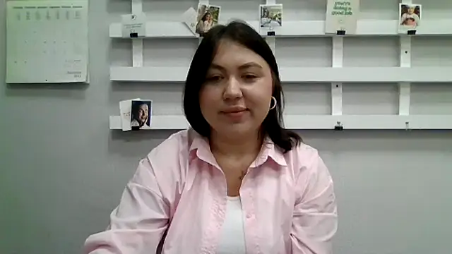 LoveNugget online show from 10/10/25, 07:20