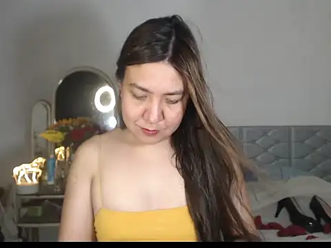 stellahugeX online show from 11/29/25, 08:47