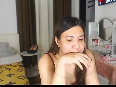 stellahugeX online show from 04/12/26, 12:30