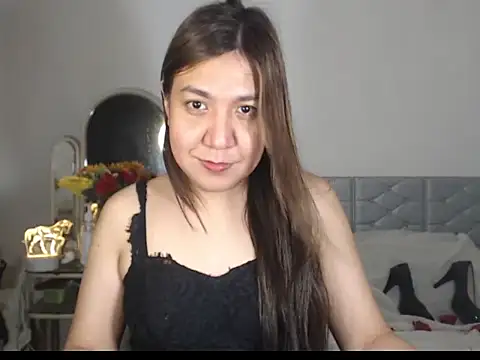 stellahugeX online show from 11/16/25, 03:55