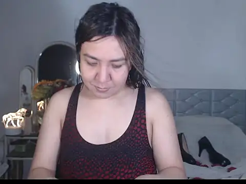 stellahugeX online show from 10/13/25, 11:23