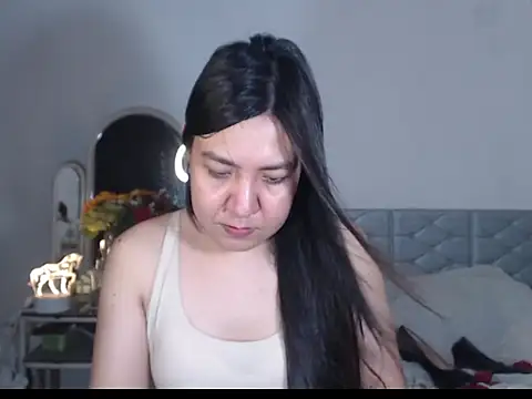 stellahugeX online show from 10/06/25, 04:24