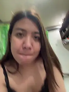 stellahugeX online show from 12/18/25, 10:02