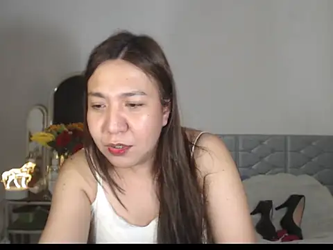 stellahugeX online show from 11/05/25, 05:10