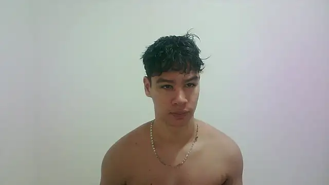Snapshot of zeus_181 chatting on 10/09/25, 11:05 zeus 181 online show from 10/09/25, 11:05