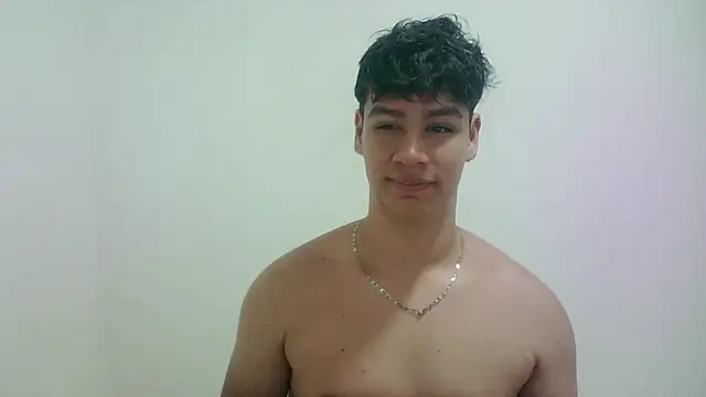 Snapshot of zeus_181 chatting on 06/05/26, 02:49 zeus 181 online show from 06/05/26, 02:49