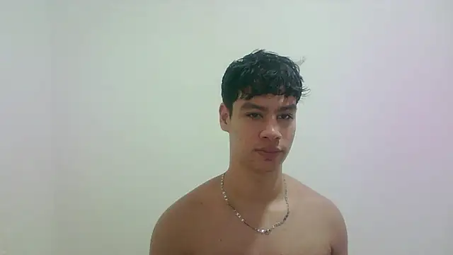 Snapshot of zeus_181 chatting on 09/15/25, 11:49 zeus 181 online show from 09/15/25, 11:49