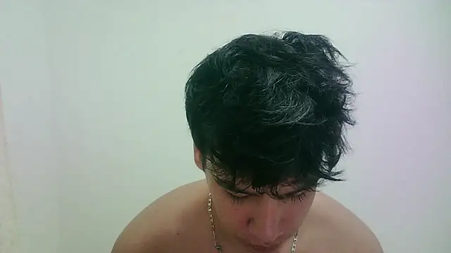 Snapshot of zeus_181 chatting on 07/04/26, 04:41 zeus 181 online show from 07/04/26, 04:41