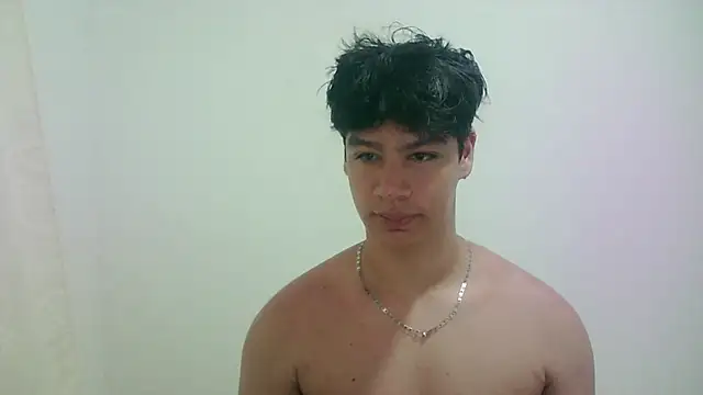 Snapshot of zeus_181 chatting on 05/13/26, 07:48 zeus 181 online show from 05/13/26, 07:48