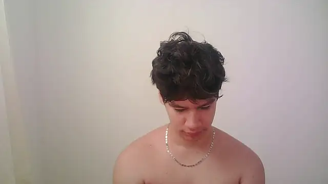 Snapshot of zeus_181 chatting on 05/28/26, 01:39 zeus 181 online show from 05/28/26, 01:39