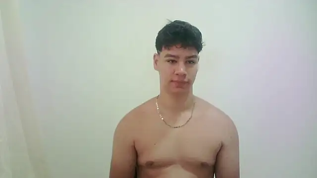 Snapshot of zeus_181 chatting on 05/30/26, 11:38 zeus 181 online show from 05/30/26, 11:38