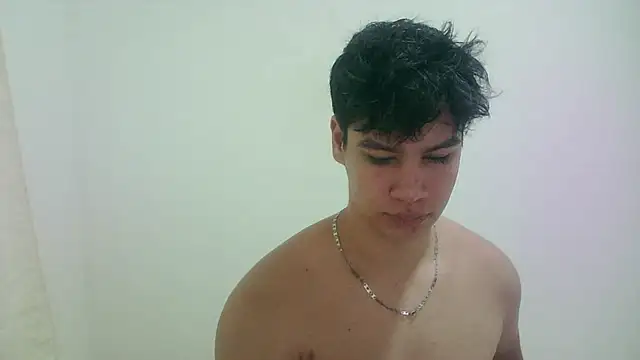 Snapshot of zeus_181 chatting on 06/23/26, 01:47 zeus 181 online show from 06/23/26, 01:47
