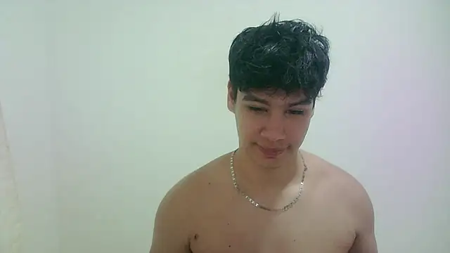 Snapshot of zeus_181 chatting on 06/29/26, 05:47 zeus 181 online show from 06/29/26, 05:47