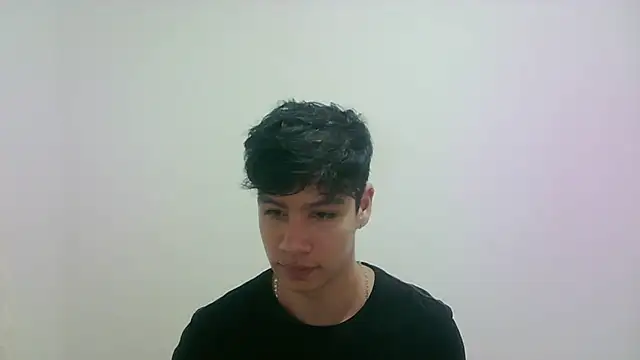 Snapshot of zeus_181 chatting on 09/23/25, 11:23 zeus 181 online show from 09/23/25, 11:23