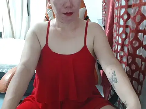 Snapshot of VerySexyCeline chatting on 10/14/25, 12:28 VerySexyCeline online show from 10/14/25, 12:28
