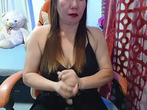 Snapshot of VerySexyCeline chatting on 09/14/25, 12:38 VerySexyCeline online show from 09/14/25, 12:38