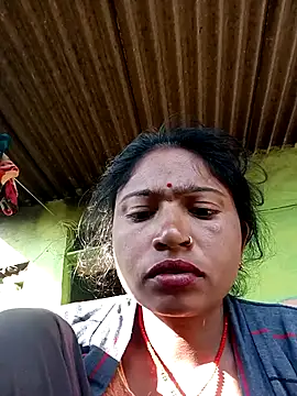 Snapshot of Payal-0143 chatting on 12/05/25, 09:19 Payal-0143 online show from 12/05/25, 09:19