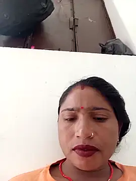 Snapshot of Payal-0143 chatting on 09/10/25, 07:18 Payal-0143 online show from 09/10/25, 07:18