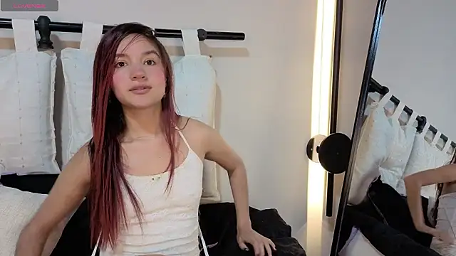 ashly jones  online show from 03/12/26, 04:18